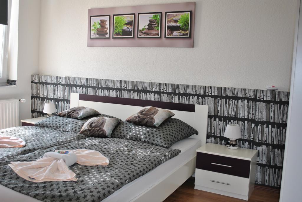 Suite-Apartment-Есен Екстериор снимка