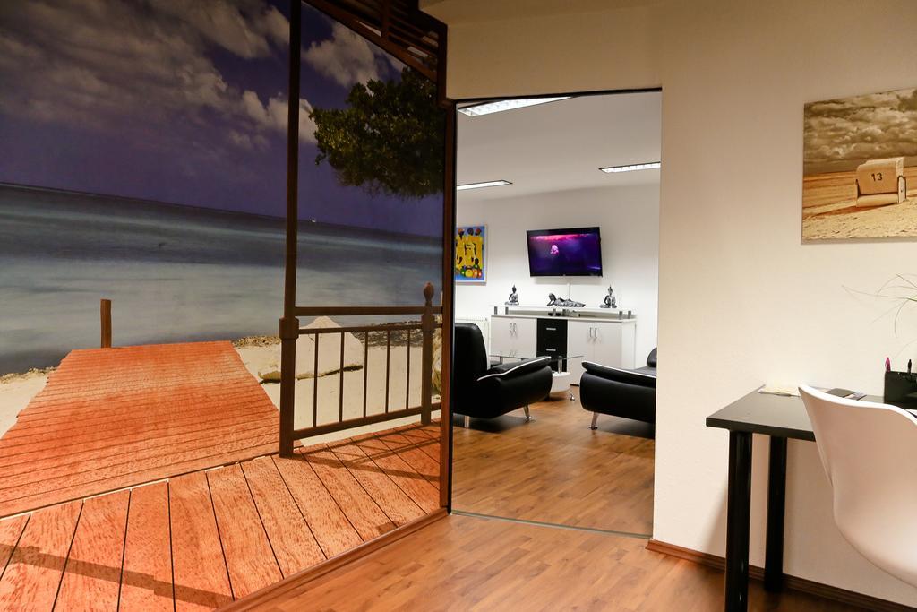 Suite-Apartment-Есен Екстериор снимка