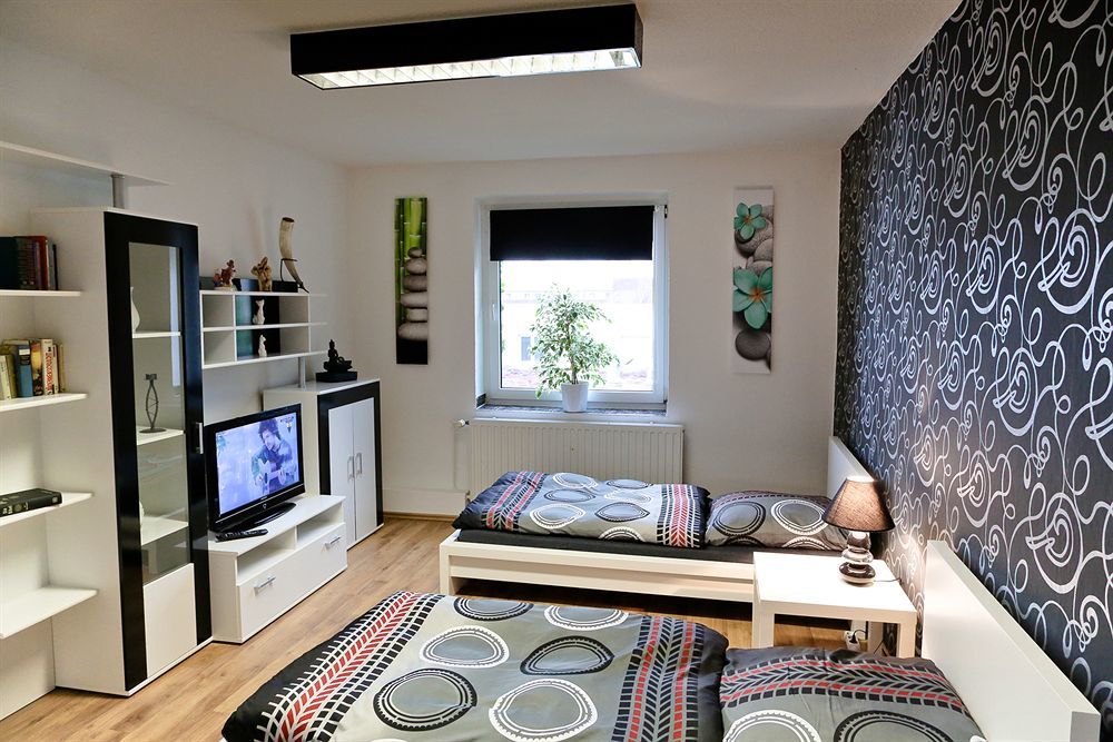 Suite-Apartment-Есен Екстериор снимка